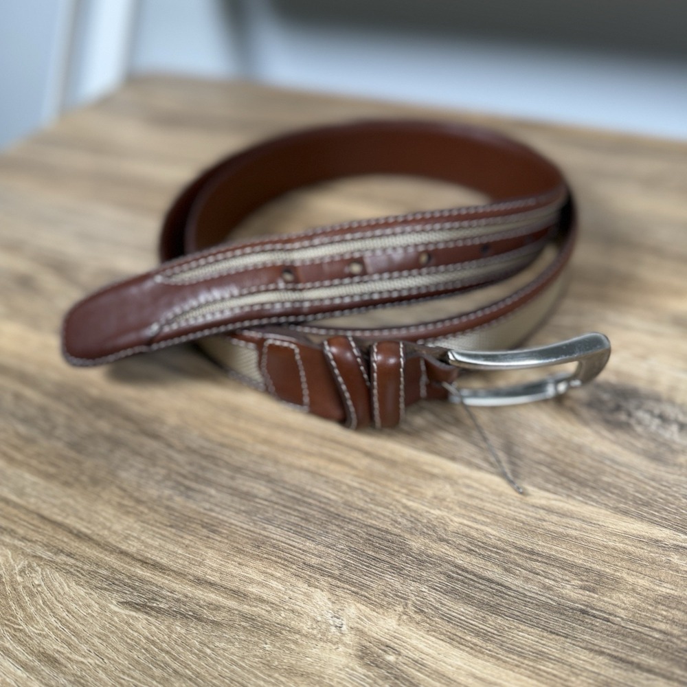 Jos. A. Bank Genuine Leather Tan Belt Silver Buckle Size 42